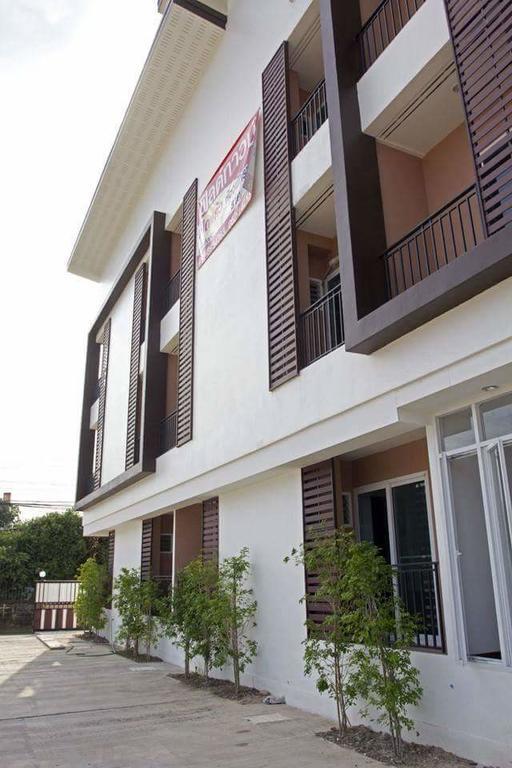 Field Town Apartment Nakhon Nayok Eksteriør bilde